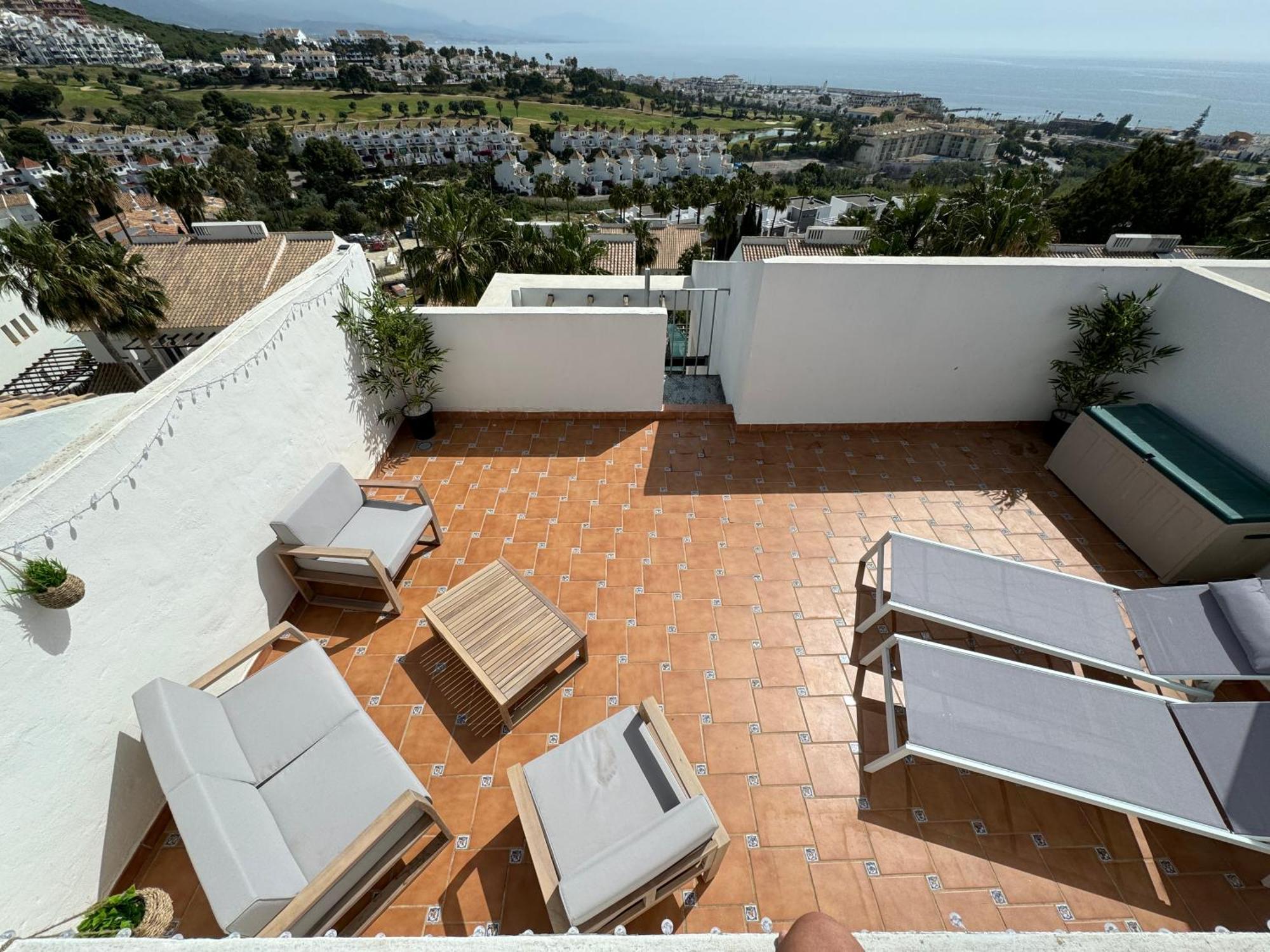 Apartamento Casa Feliz - Penthouse In Manilva Exterior foto